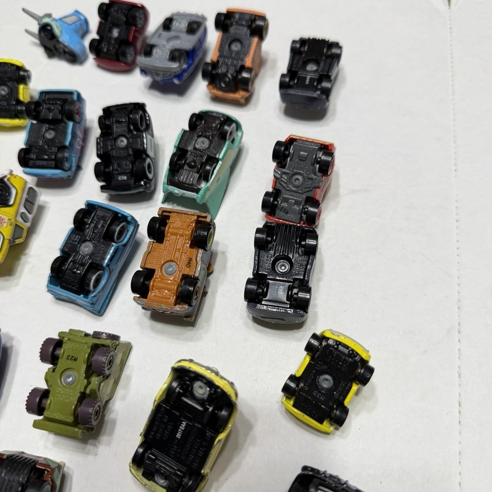 Disney Cars Mini Die Cast Racer Lot 29 Cars - Picture 16 of 16